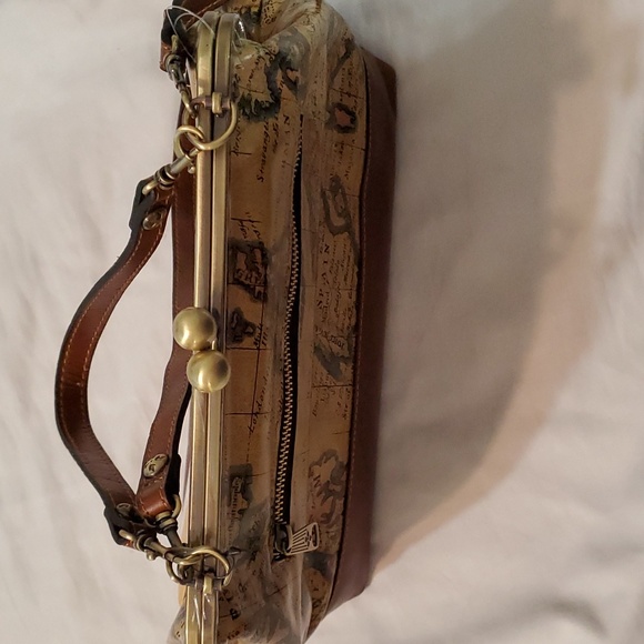 Patricia Nash European Map Elsworth - Picture 10 of 17